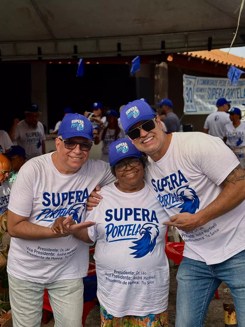 Tia Surica comemora o dia das mães em meio ao clima de divisão na Portela pela disputa presidencial. “Tem que mudar tudo!”, dispara